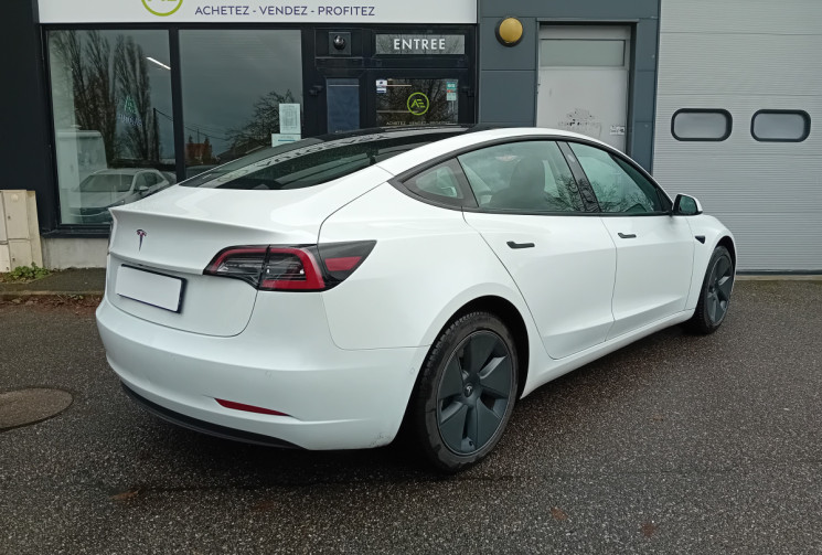 Tesla Model 3 Phase 2 Standard Propulsion 275 cv  - Pompe à chaleur -