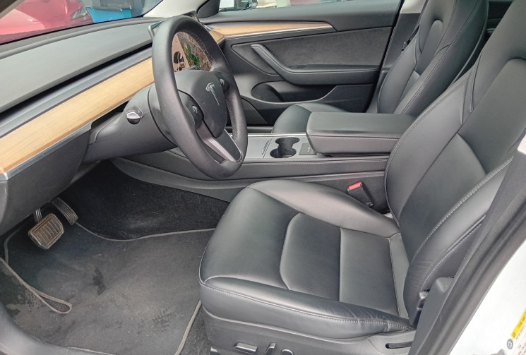 Tesla Model 3 Phase 2 Standard Propulsion 275 cv  - Pompe à chaleur -