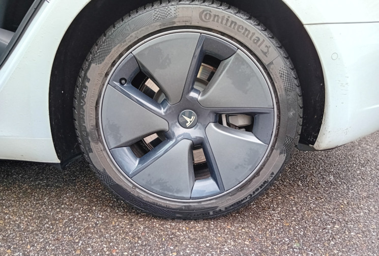 Tesla Model 3 Phase 2 Standard Propulsion 275 cv  - Pompe à chaleur -