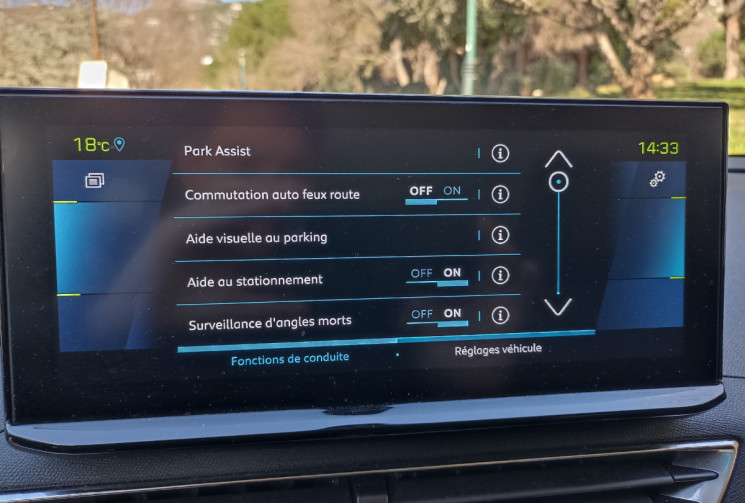 Peugeot 3008 Peugeot 3008 (2) 1.6 HYBRID 225 E-EAT8 - ALLURE - Camera -  Carplay - E-Cockpit