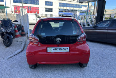 Toyota Aygo (2) 1.0 VVT-I 68 Ch DYNAMIC 5P * 1ER MAIN * FAIBLE KILOMETRAGE *