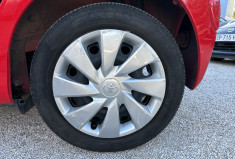 Toyota Aygo (2) 1.0 VVT-I 68 Ch DYNAMIC 5P * 1ER MAIN * FAIBLE KILOMETRAGE *