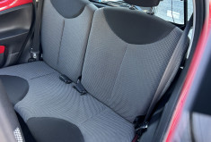 Toyota Aygo (2) 1.0 VVT-I 68 Ch DYNAMIC 5P * 1ER MAIN * FAIBLE KILOMETRAGE *