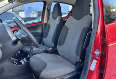 Toyota Aygo (2) 1.0 VVT-I 68 Ch DYNAMIC 5P * 1ER MAIN * FAIBLE KILOMETRAGE *