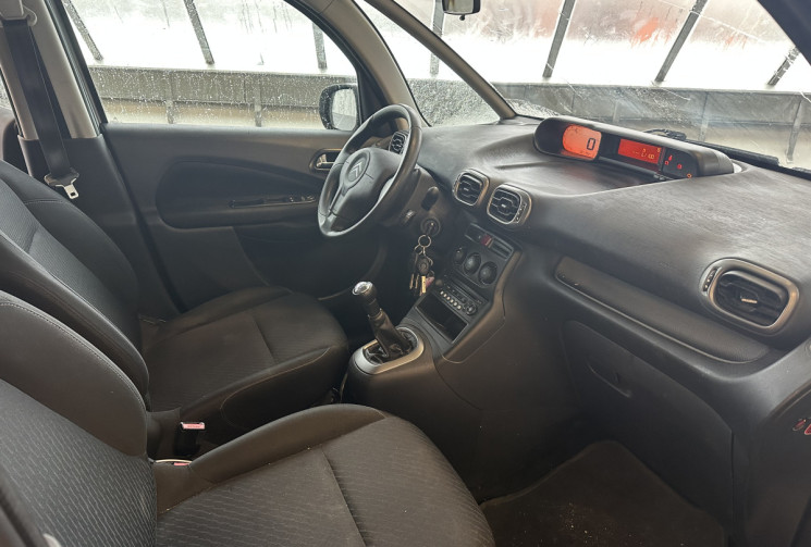 Citroën C3 Picasso 1.4 VTI 95 / Moteur à chaine / Attraction