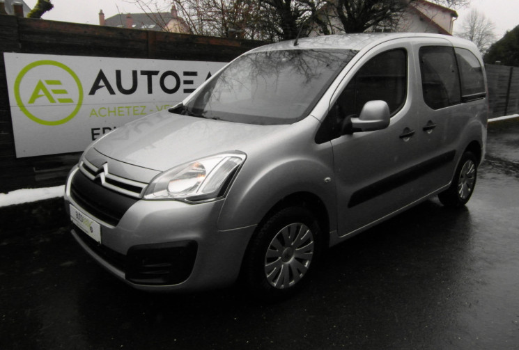 Citroën Berlingo BLUEHDI 100 FEEL TPMR 3 PLACES PLUS FAUTEUIL
