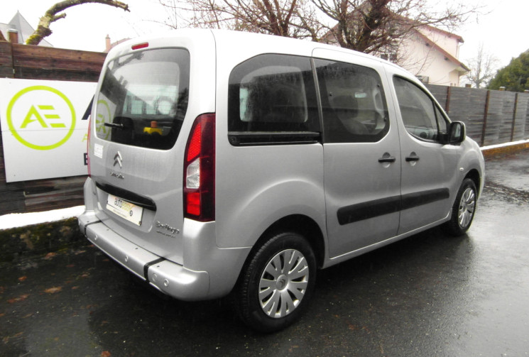 Citroën Berlingo BLUEHDI 100 FEEL TPMR 3 PLACES PLUS FAUTEUIL