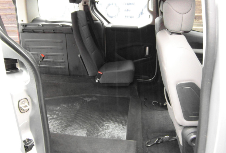Citroën Berlingo BLUEHDI 100 FEEL TPMR 3 PLACES PLUS FAUTEUIL