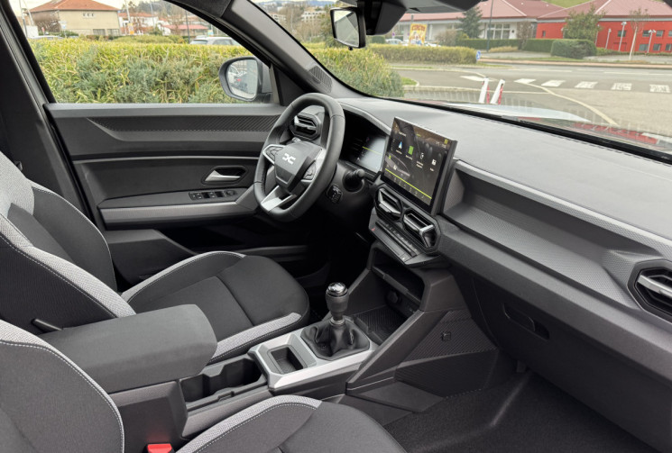 Dacia Duster  ECO-G 120 Journey + PACK CITY +PACK HIVER (Dispo immédiat)
