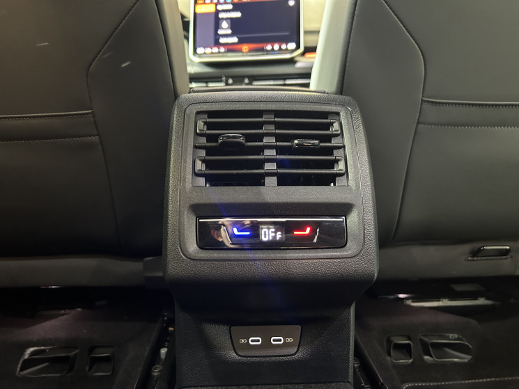 Volkswagen Golf SW VIII 1.5 eTSI Evo2 150ch R-Line DSG7 + TOIT OUVRANT / TVA RECUPERABLE