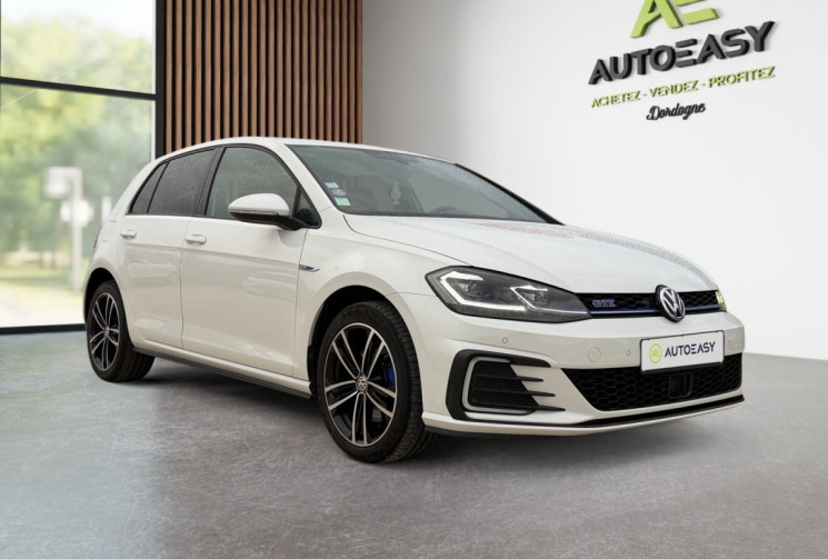 Volkswagen Golf VII 1.4 TSI 204ch HYBRIDE RECHARGEABLE GTE DSG6