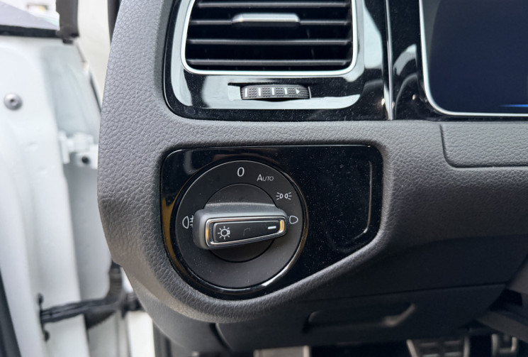 Volkswagen Golf VII 1.4 TSI 204ch HYBRIDE RECHARGEABLE GTE DSG6