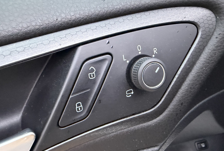 Volkswagen Golf VII 1.4 TSI 204ch HYBRIDE RECHARGEABLE GTE DSG6