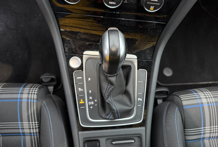 Volkswagen Golf VII 1.4 TSI 204ch HYBRIDE RECHARGEABLE GTE DSG6