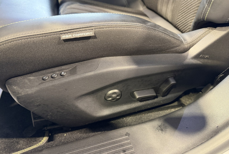 Peugeot 308 1.6 225CH GT PACK EAT8