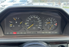 Mercedes CLASSE E W124 Coupé 320 3.2 i 220 CV Carnet entretien d'origine + factures