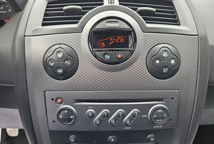 Renault Megane II RS 2.0 230 5P BVM