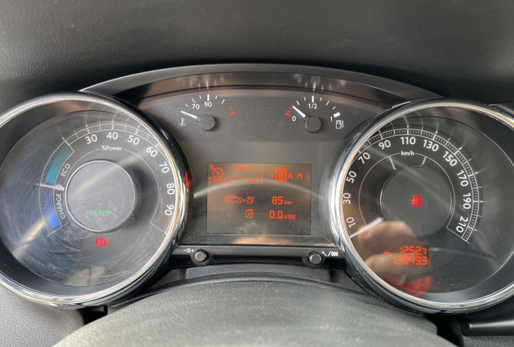 Peugeot 3008 Phase 2 2.0 HDi 16V 200 Hybrid4 S&S 163 cv Boîte auto