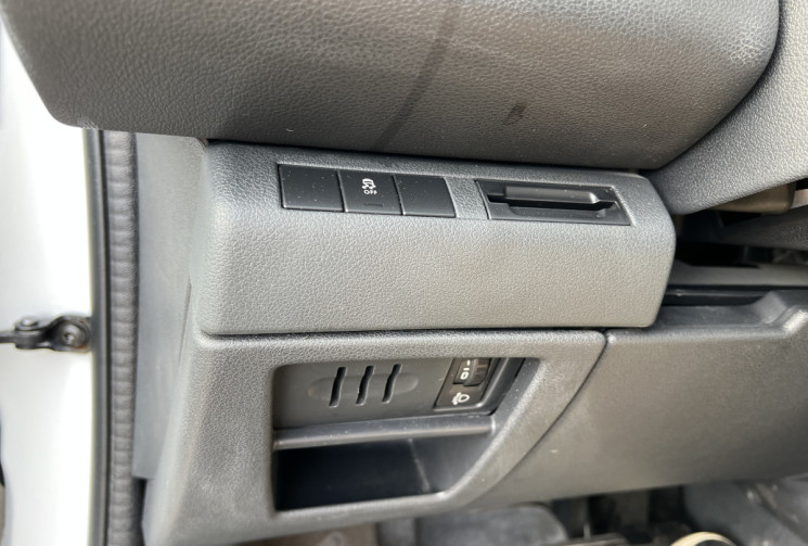 Peugeot 3008 Phase 2 2.0 HDi 16V 200 Hybrid4 S&S 163 cv Boîte auto