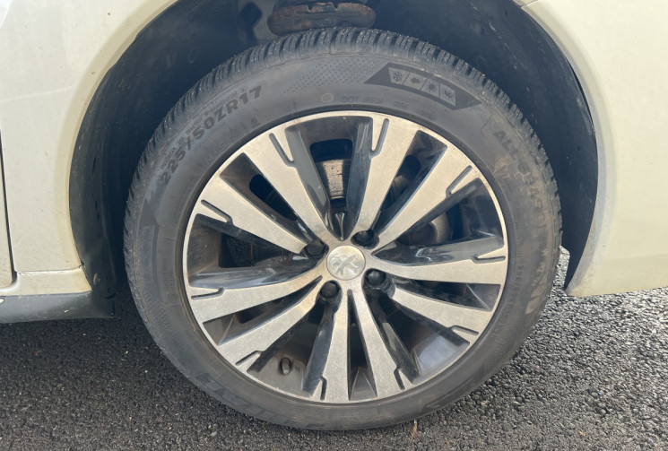 Peugeot 3008 Phase 2 2.0 HDi 16V 200 Hybrid4 S&S 163 cv Boîte auto