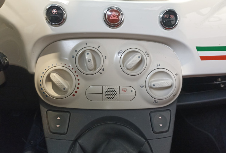 FIAT 500 1.2 8V 69 ch Lounge / Toit ouvrant panoramique / distribution ok / entretien à jour 