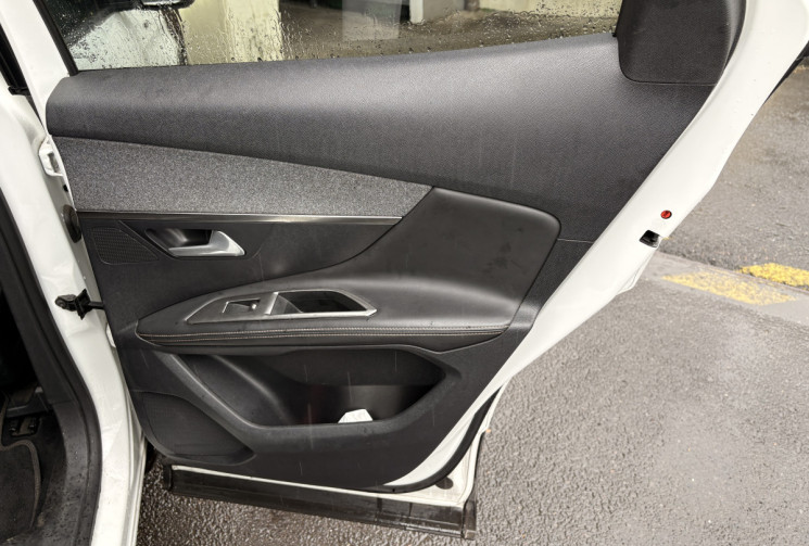 Peugeot 3008 1.6 THP EAT6 165cv GT-LINE