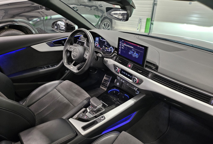 Audi A4 40 TFSI S line S tronic 7 / T.O / MATRIX LED / 1° main / FR / suivi complet AUDI 