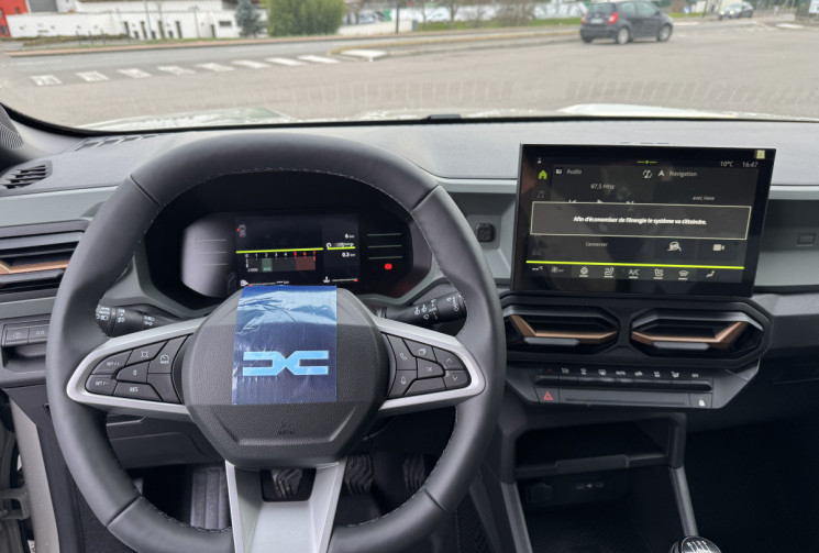 Dacia Duster  ECO-G 120 EXTREME + PACK CITY +PACK HIVER (Dispo immédiat)