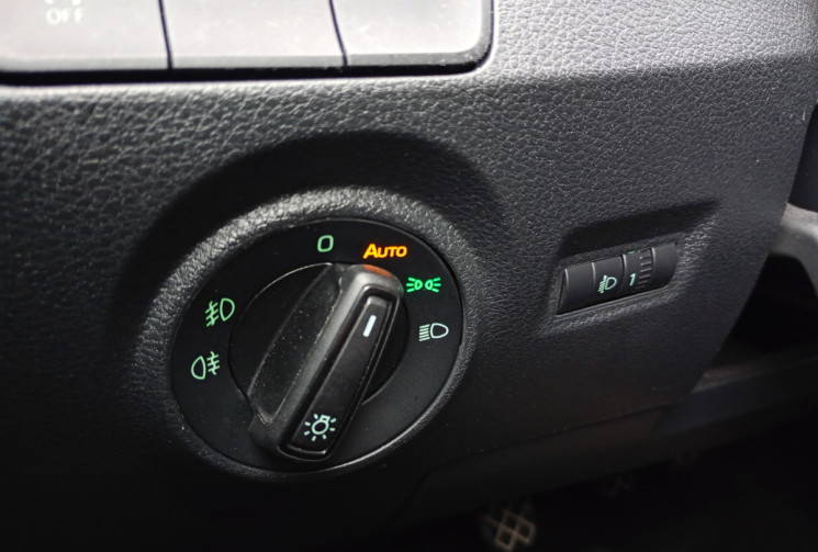 Skoda Fabia 1.0 MPI 60 Drive 125 Ans *Apple CayPlay *Camera de Recul