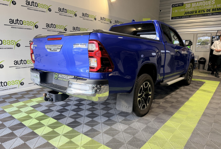 Toyota HILUX RC 2.8 204 D 4D LOUNGE 4X4