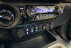 Toyota HILUX RC 2.8 204 D 4D LOUNGE 4X4