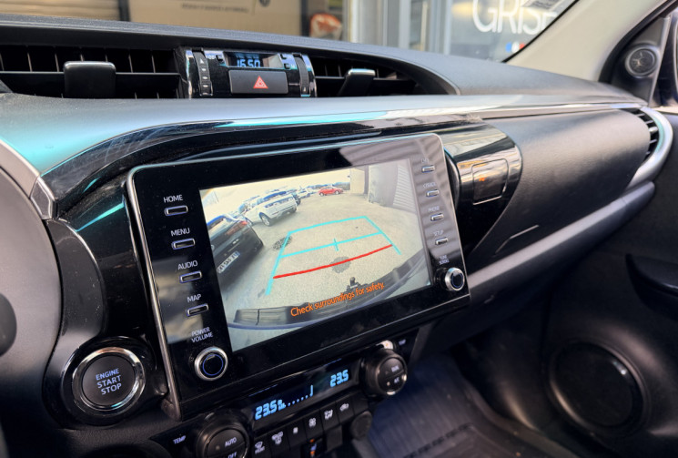 Toyota HILUX RC 2.8 204 D 4D LOUNGE 4X4