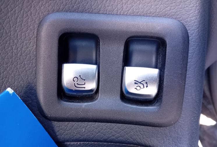 Mercedes GLC 220 d 194 CV 4MATIC AVANTGARDE LINE- Toit Ouvrant - Burmester-Suivi Mercedes