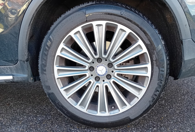 Mercedes GLC 220 d 194 CV 4MATIC AVANTGARDE LINE- Toit Ouvrant - Burmester-Suivi Mercedes