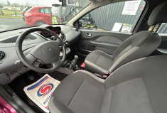 Renault Twingo 2 PHASE 2 1.2 16V 75CH DYNAMIQUE 120000 KMS