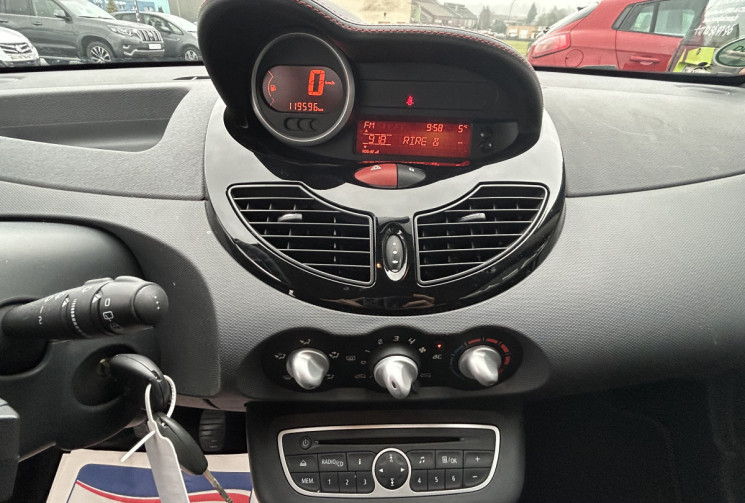 Renault Twingo 2 PHASE 2 1.2 16V 75CH DYNAMIQUE 120000 KMS
