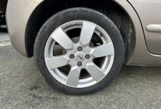 Nissan Micra III Phase 2 1.2 i 80 CV