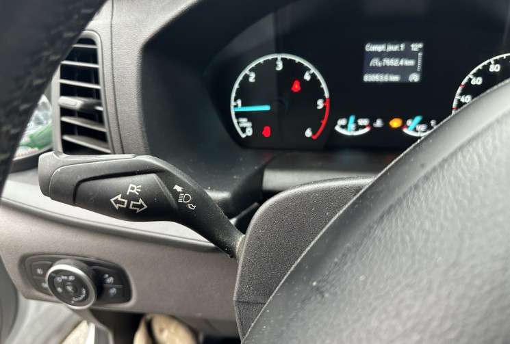 Ford TRANSIT CUSTOM FG 300 L2H1 2.0 TDCi 170 CV TREND