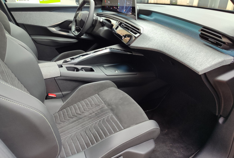 Peugeot 3008 III 1.2 Hybrid e-DSC6 136 cv Boîte auto / GT Exclusive 