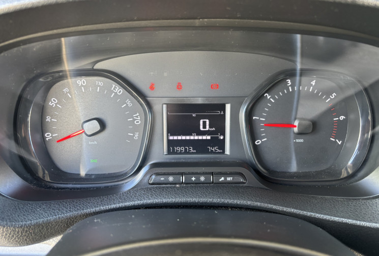 Peugeot TRAVELLER 2.0 BLUEHDI 150