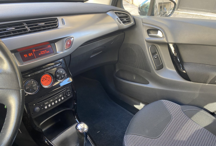 Citroën C3 CITROEN C3 1.2 e-VTi  82 CH EXCLUSIVE PREMIERE MAIN