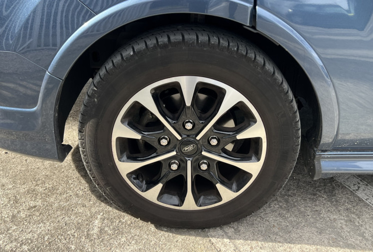 Ford Transit Custom 2.0 EcoBlue 170 L1H1 Sport BVA 5 Places / Garantie 2028 / Attelage / Caméra 