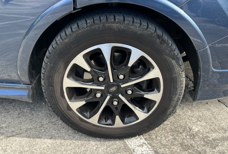 Ford Transit Custom 2.0 EcoBlue 170 L1H1 Sport BVA 5 Places / Garantie 2028 / Attelage / Caméra 