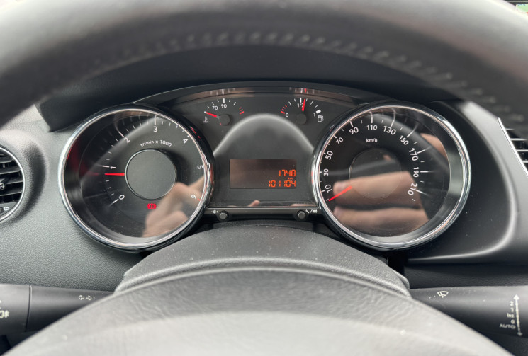 Peugeot 3008 Phase 2 1.6 BlueHDi 120 cv Style