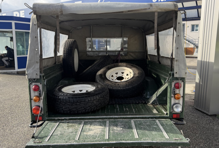 Land-Rover Defender 110 pick up mark 2 