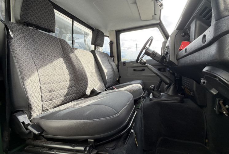 Land-Rover Defender 110 pick up mark 2 