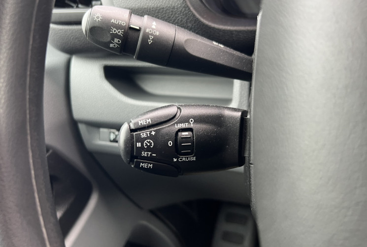 Citroën JUMPY M Driver 150cv 2.0 Blue HDi * Caméra * Carplay * Double porte latérale * Etat Neuf