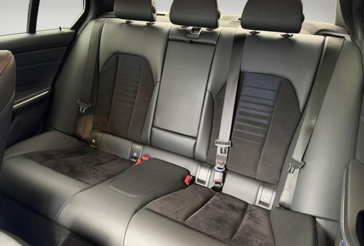 BMW Série 3 320iA 184ch M Sport / Pack ambiance / sièges chauffant / Carplay