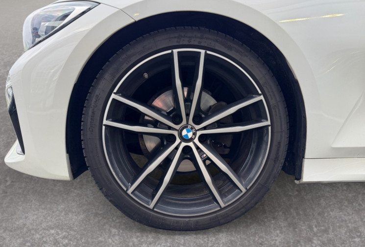 BMW Série 3 320iA 184ch M Sport / Pack ambiance / sièges chauffant / Carplay