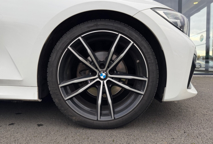 BMW Série 3 320iA 184ch M Sport / Pack ambiance / sièges chauffant / Carplay